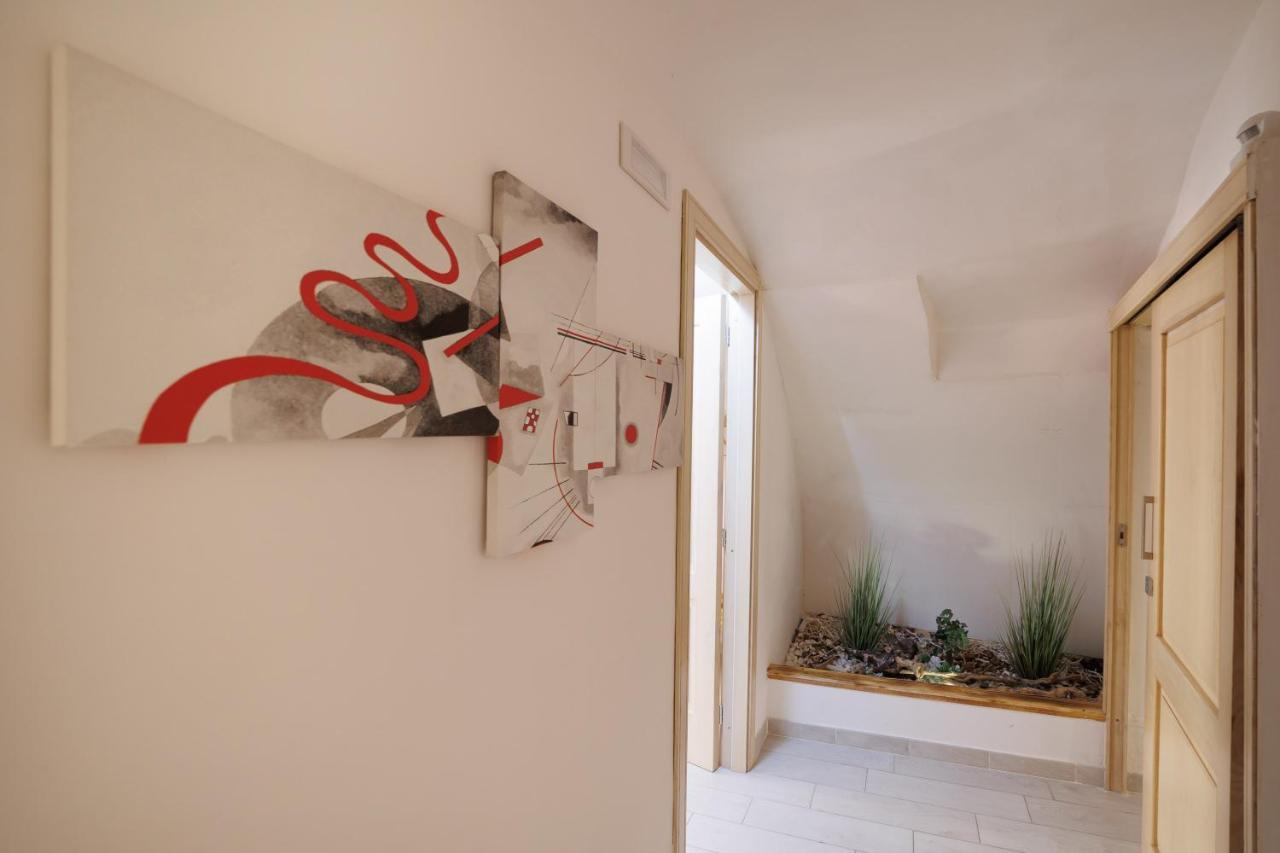 Legno Suite By HouseinNápoles Exterior foto